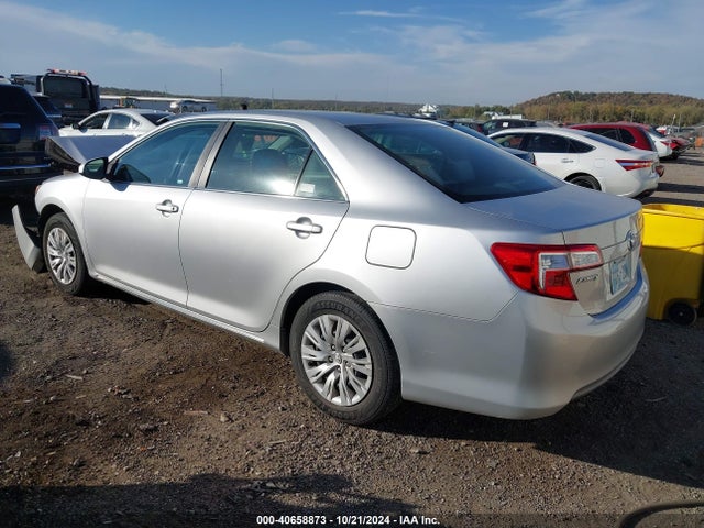 2012 Toyota Camry Le მანქანა იყიდება აუქციონზე, vin: 4T1BF1FK6CU054952, აუქციონის ნომერი: 40658873