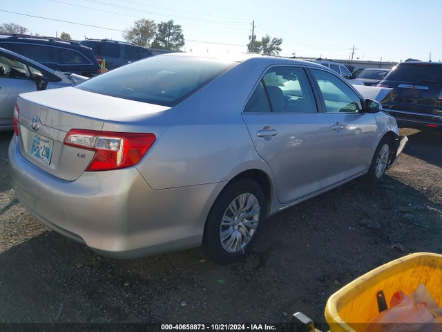 2012 Toyota Camry Le მანქანა იყიდება აუქციონზე, vin: 4T1BF1FK6CU054952, აუქციონის ნომერი: 40658873