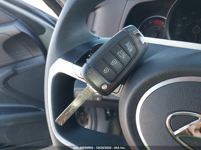 Hyundai ELANTRA SE 2022 KMHLL4AG0NU316369 Image 11
