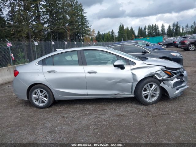 1G1BE5SMXJ7111745 Chevrolet Cruze Lt Auto