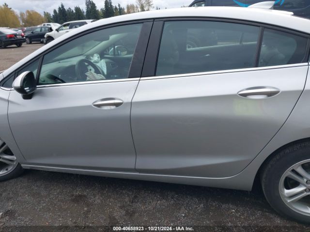 1G1BE5SMXJ7111745 Chevrolet Cruze Lt Auto