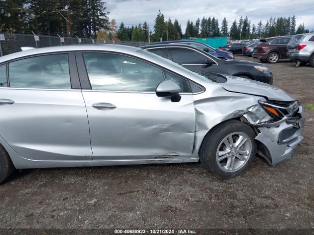 1G1BE5SMXJ7111745 Chevrolet Cruze Lt Auto
