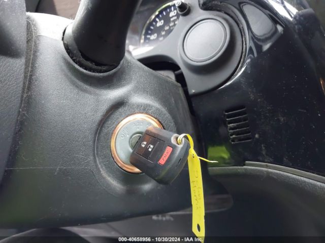 JA4AD2A31HZ017761 Mitsubishi Outlander Es