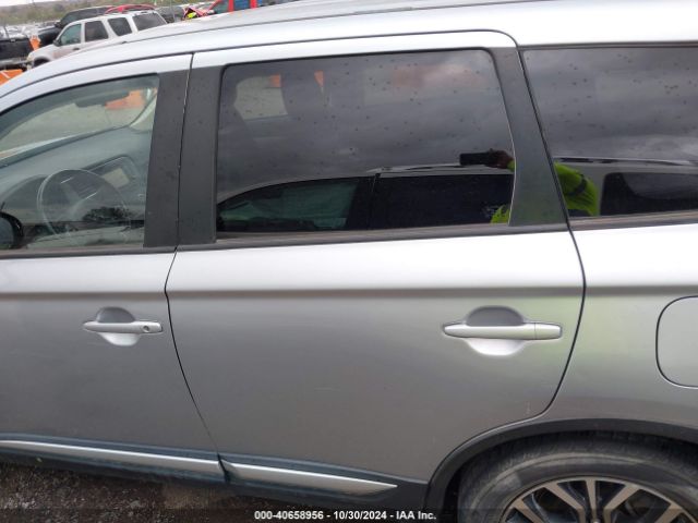 JA4AD2A31HZ017761 Mitsubishi Outlander Es