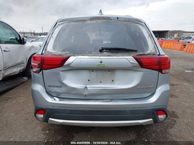 JA4AD2A31HZ017761 Mitsubishi Outlander Es