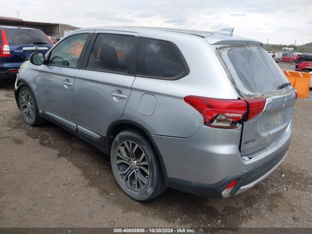 JA4AD2A31HZ017761 Mitsubishi Outlander Es