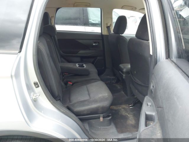 JA4AD2A31HZ017761 Mitsubishi Outlander Es