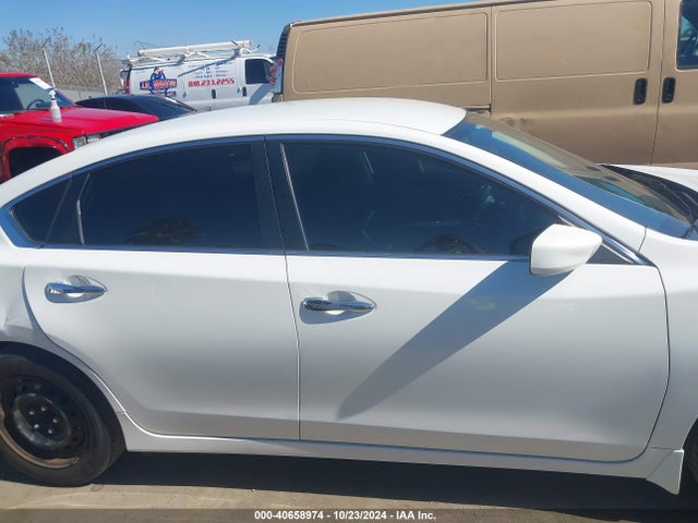 Nissan Altima 2016 1N4AL3AP2GC197454 Image 26