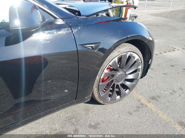 Tesla Model 3 Performance Dual Motor All-wheel Drive 2023 5YJ3E1EC0PF712222 Image 19