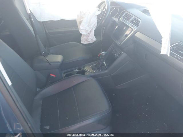 3VV3B7AX7JM043181 Volkswagen Tiguan 2.0t Se/2.0t Sel