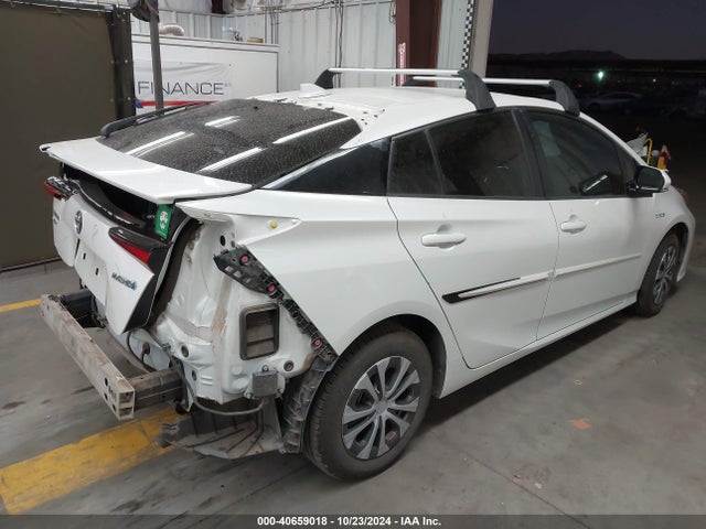 Toyota Prius Le 2019 JTDL9RFU5K3003740 Image 4