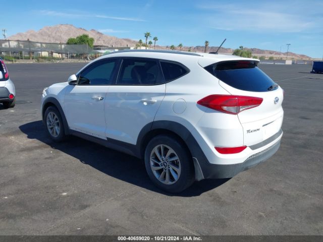 KM8J33A41GU125456 Hyundai TUCSON SE