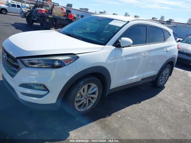 KM8J33A41GU125456 Hyundai TUCSON SE