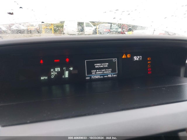 Toyota Prius V Three 2016 JTDZN3EUXGJ041875 Image 7