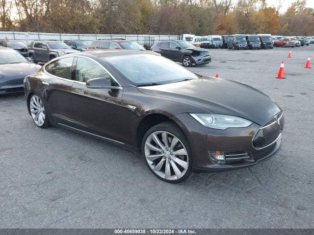 2013 TESLA MODEL S 5YJSA1CNXDFP08881 Photo 0