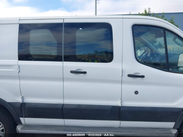 Ford Transit-250 2019 1FTYR1ZM9KKB34825 Image 14
