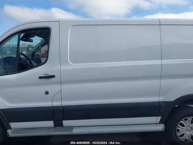 Ford Transit-250 2019 1FTYR1ZM9KKB34825 Image 15