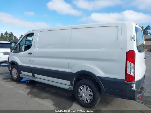Ford Transit-250 2019 1FTYR1ZM9KKB34825 Image 3