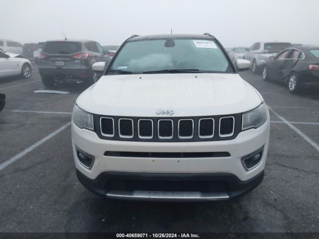 3C4NJDCB5JT290795 Jeep Compass Limited 4x4