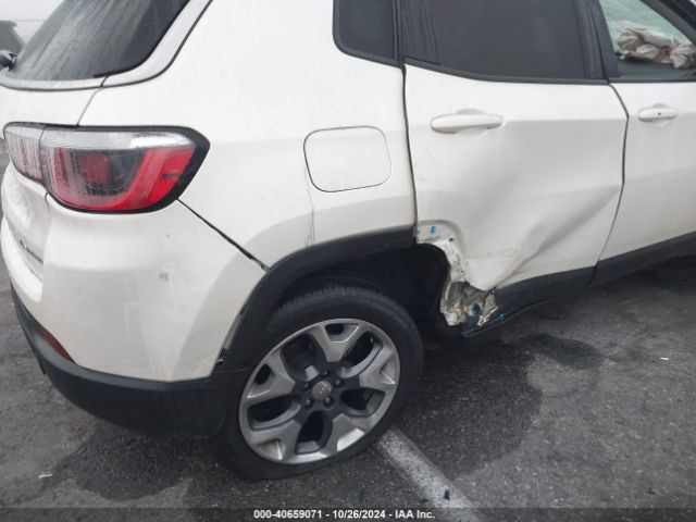 3C4NJDCB5JT290795 Jeep Compass Limited 4x4