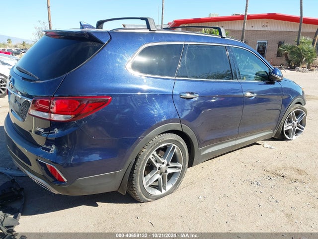 Hyundai Santa Fe Se Ultimate 2018 KM8SR4HF2JU283053 Image 4