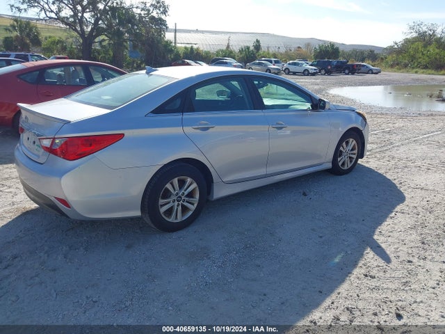 Hyundai SONATA GLS 2014 5NPEB4AC2EH890060 Image 4