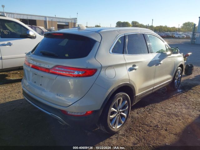 5LMCJ2C97JUL04588 Lincoln MKC SELECT