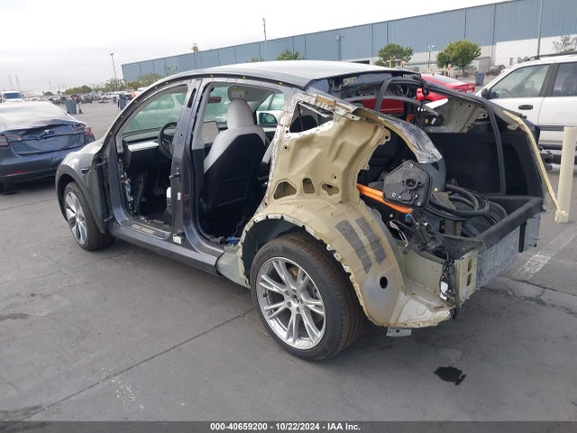 7SAYGDEEXPF878303 Tesla 2023
