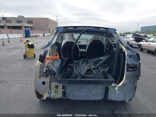 2023 TESLA MODEL Y 7SAYGDEEXPF878303 Photo 5
