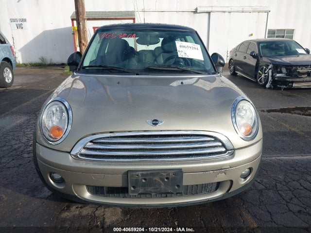 2009 MINI COOPER WMWMF33569TW70122 Photo 5