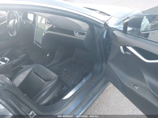 5YJSA1H20EFP63677 Tesla Model S P85d