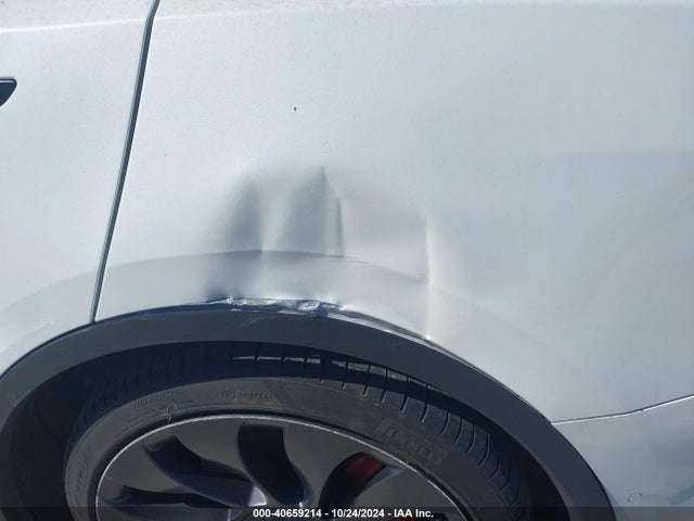 Tesla Model Y 2022 7SAYGDEFXNF326323 Image 29