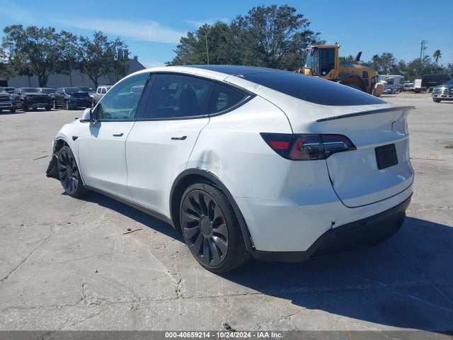 2022 TESLA MODEL Y 7SAYGDEFXNF326323 Photo 2