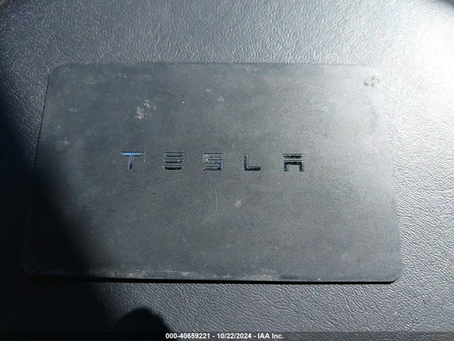 2021 TESLA MODEL Y 5YJYGDEE0MF084144 Photo 10