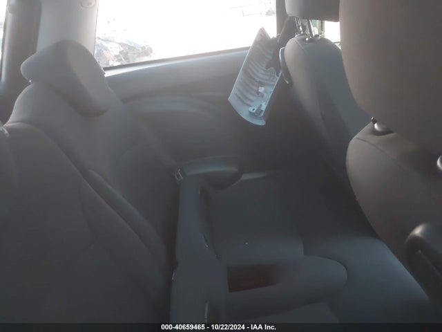 2010 MINI COOPER WMWMF3C53ATZ26799 Photo 7