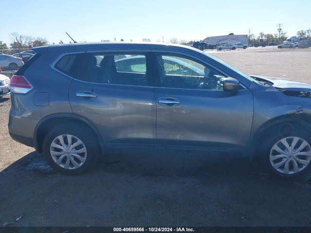 Nissan ROGUE S 2015 KNMAT2MV2FP526398 Image 13