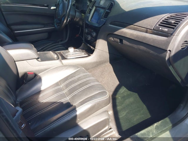2C3CCAGGXKH655301 Chrysler 300 300s Awd