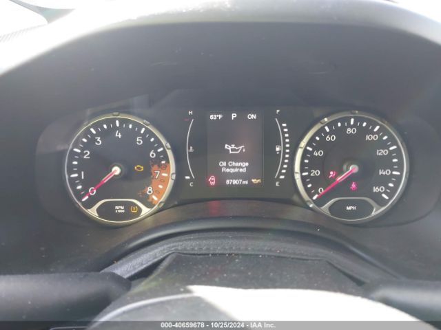 ZACCJBBT5FPB39539 Jeep Renegade Latitude