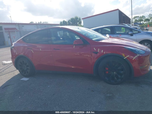 7SAYGDEF3NF521521 Tesla Model Y Performance Dual Motor All-wheel Drive