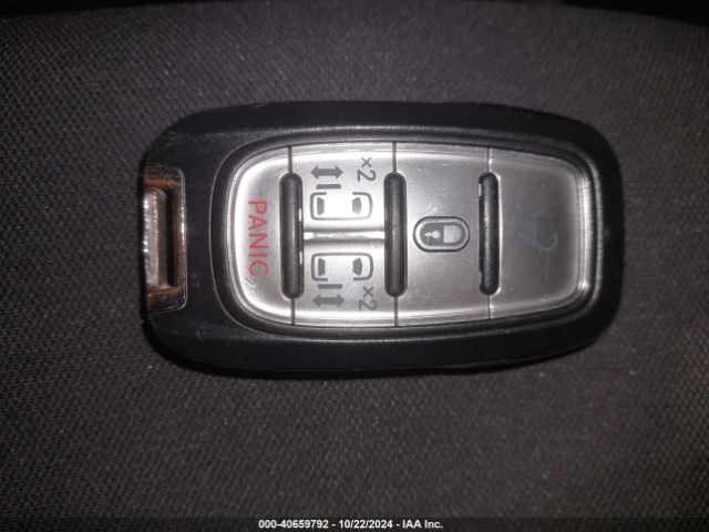 2C4RC1DG3HR593009 Chrysler Pacifica Touring