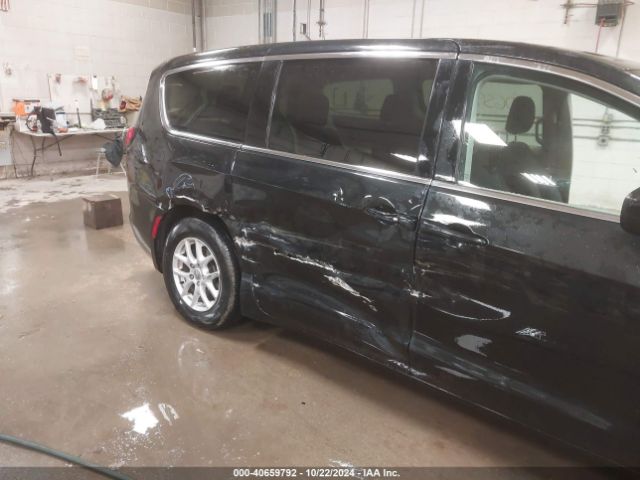 2C4RC1DG3HR593009 Chrysler Pacifica Touring