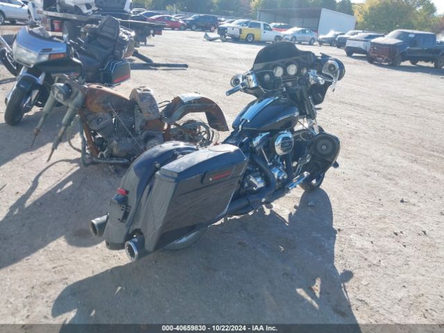 2012 HARLEY-DAVIDSON FLHXSE3 1HD1PZ813CB958574 Photo 3