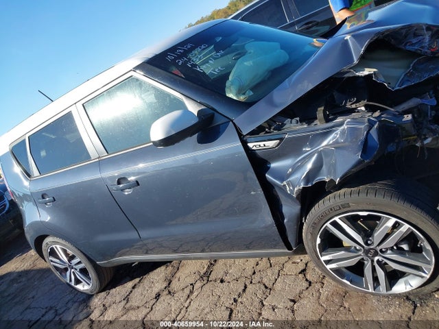 KIA SOUL + 2016 KNDJP3A51G7281433 Image 13