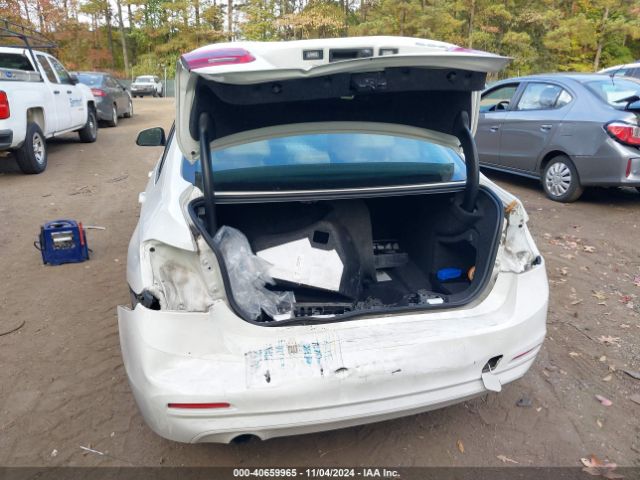 WBA8E1G59JNU93075 BMW 320i