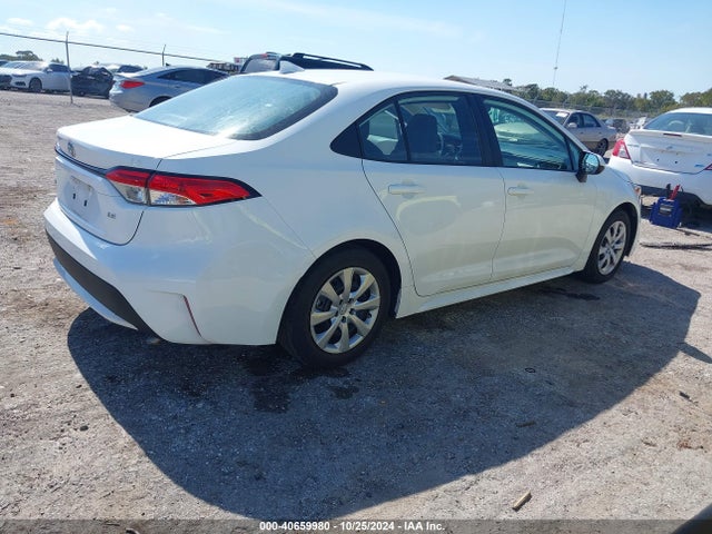 Toyota COROLLA LE 2020 5YFEPRAE1LP025726 Image 4