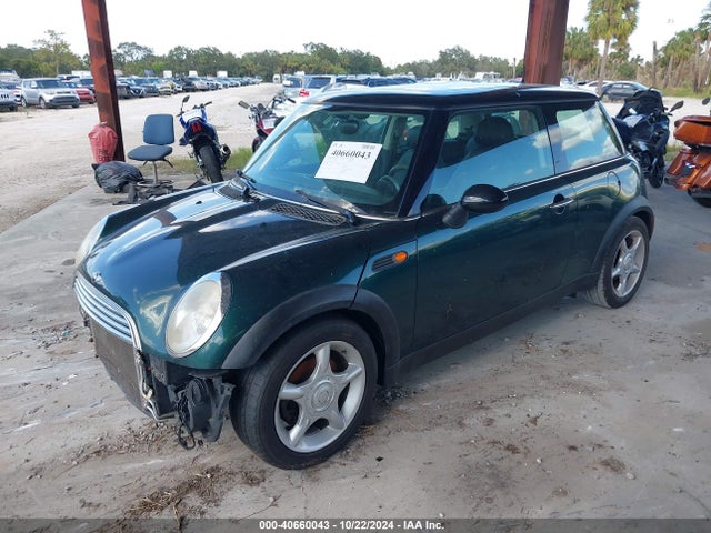 2003 MINI COOPER WMWRC33463TE15616 Photo 1