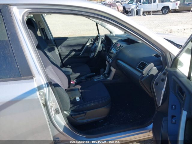 JF2SJAEC9HH572391 Subaru Forester 2.5i Premium