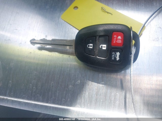 Toyota COROLLA LE 2016 2T1BURHE8GC550032 Image 11