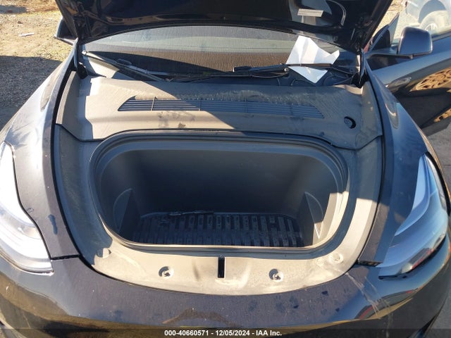 2024 TESLA MODEL Y 7SAYGDED3RF128476 Photo 9
