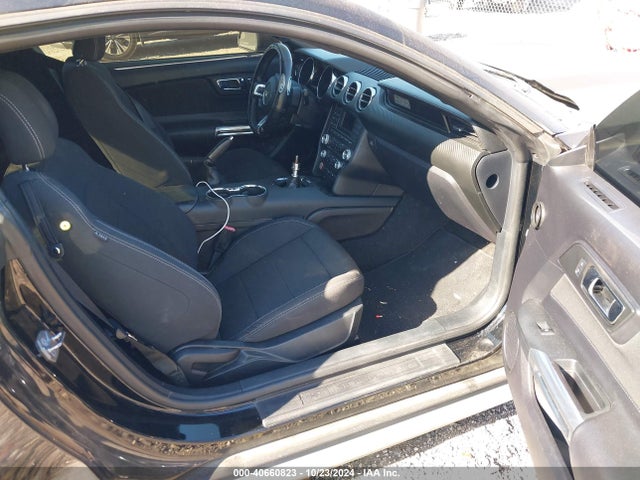 Ford Mustang V6 2015 1FA6P8AM9F5337046 Image 5